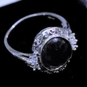 New Purple Cat's Eye Glass and Rhinestone Ring 8.5